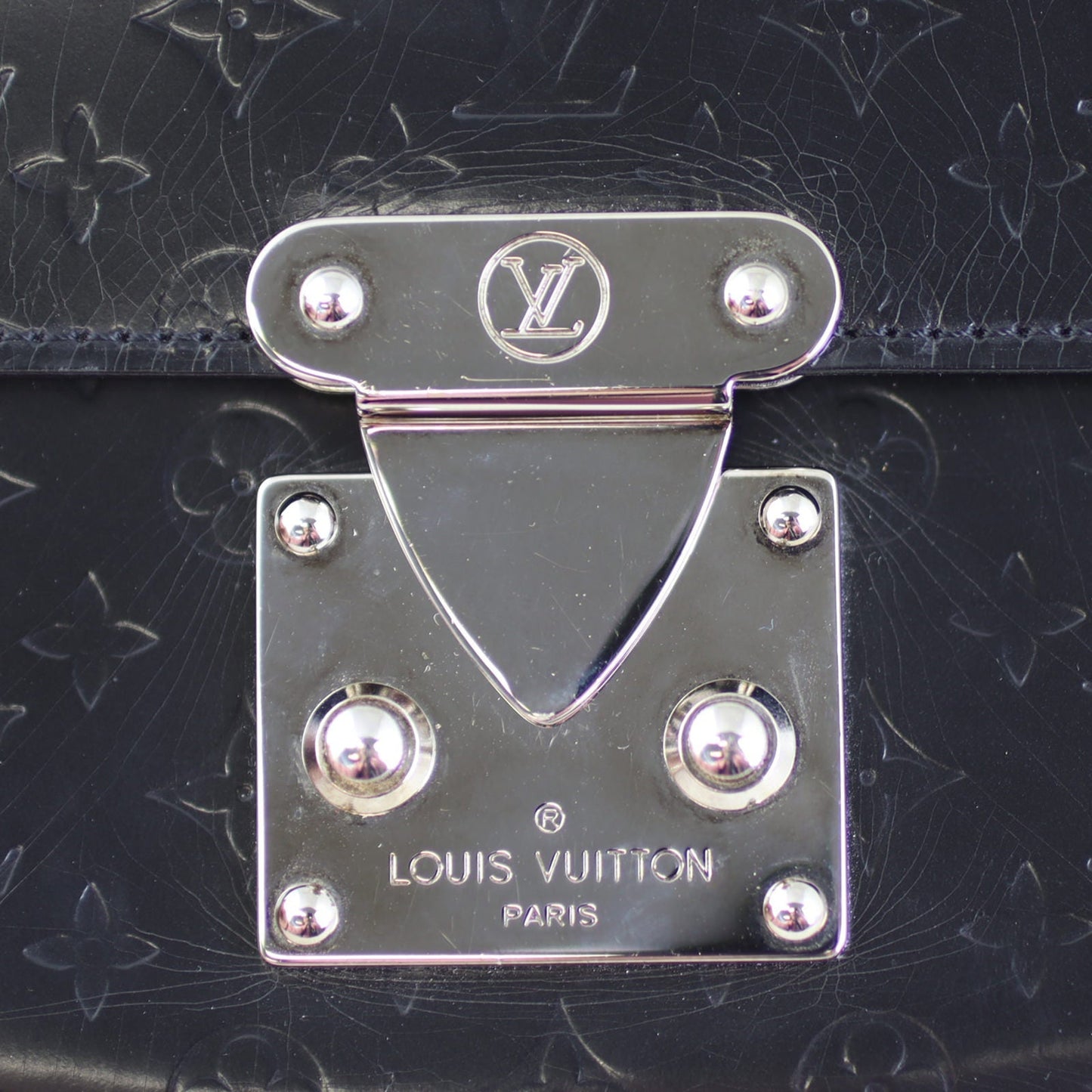 Louis Vuitton Anouchka MM Clutch