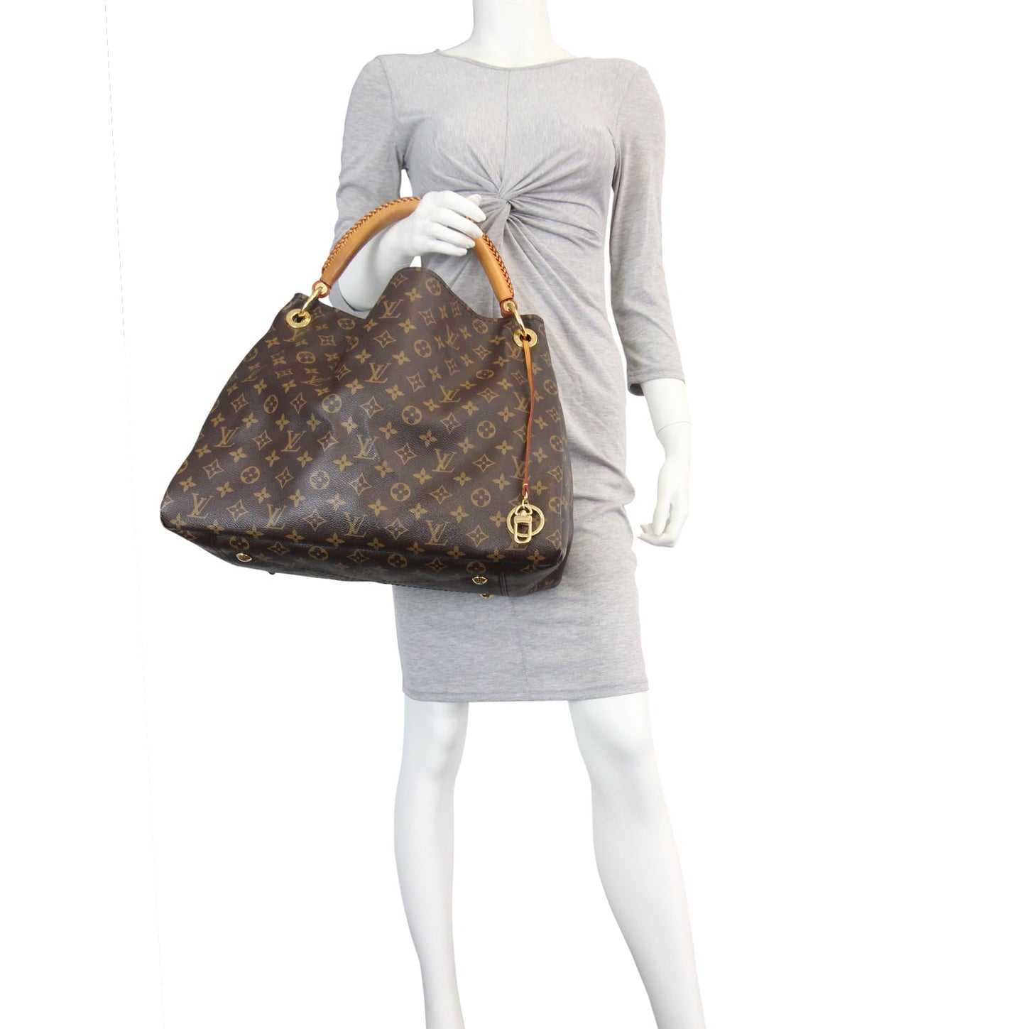Louis Vuitton Artsy MM Monogram | Charm