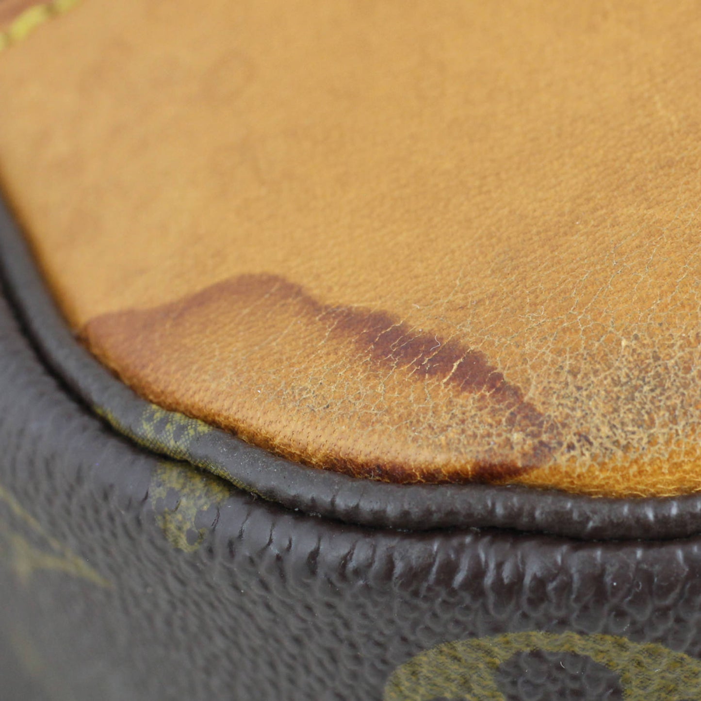 Louis Vuitton Boulogne 35 Monogram