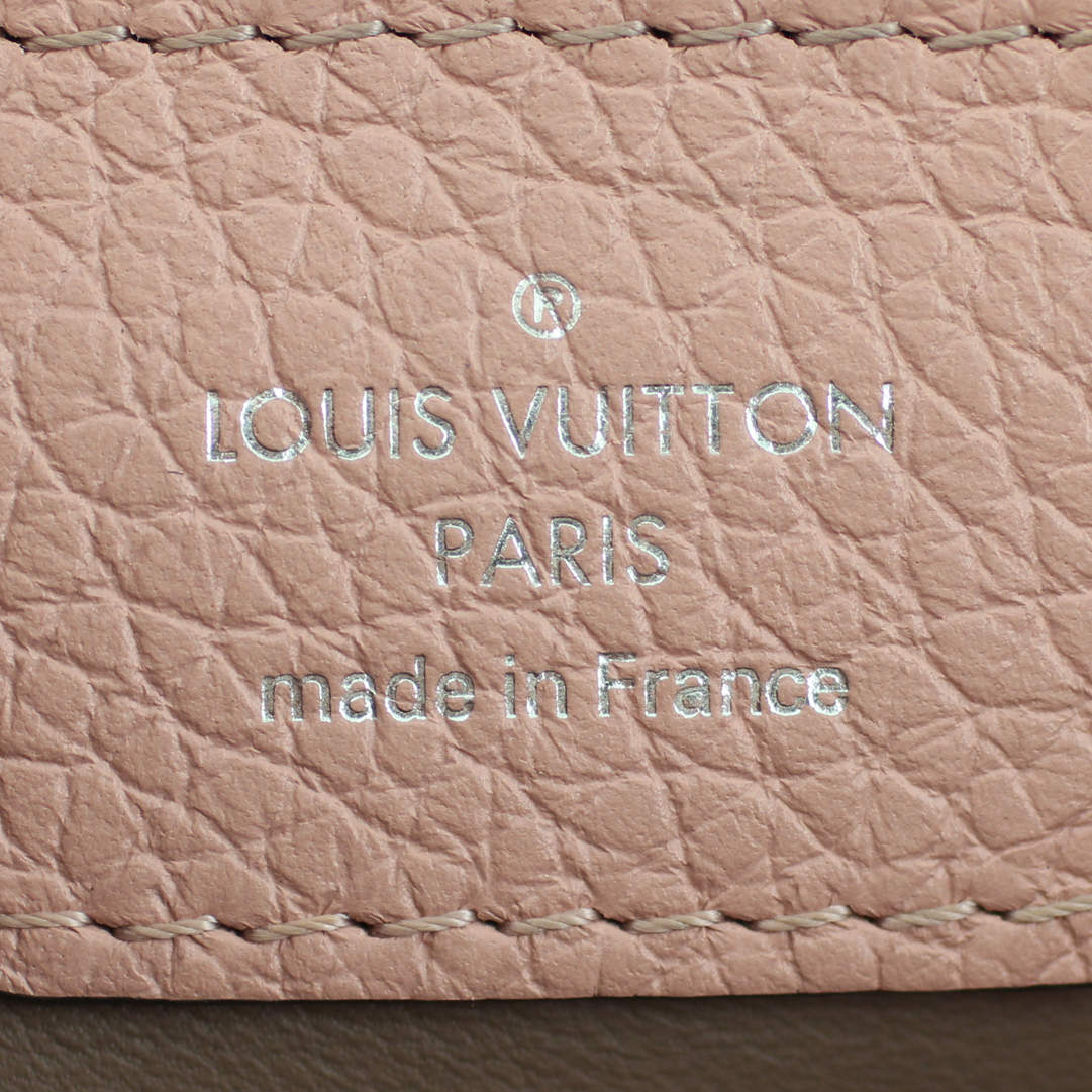 Louis Vuitton Capucines PM