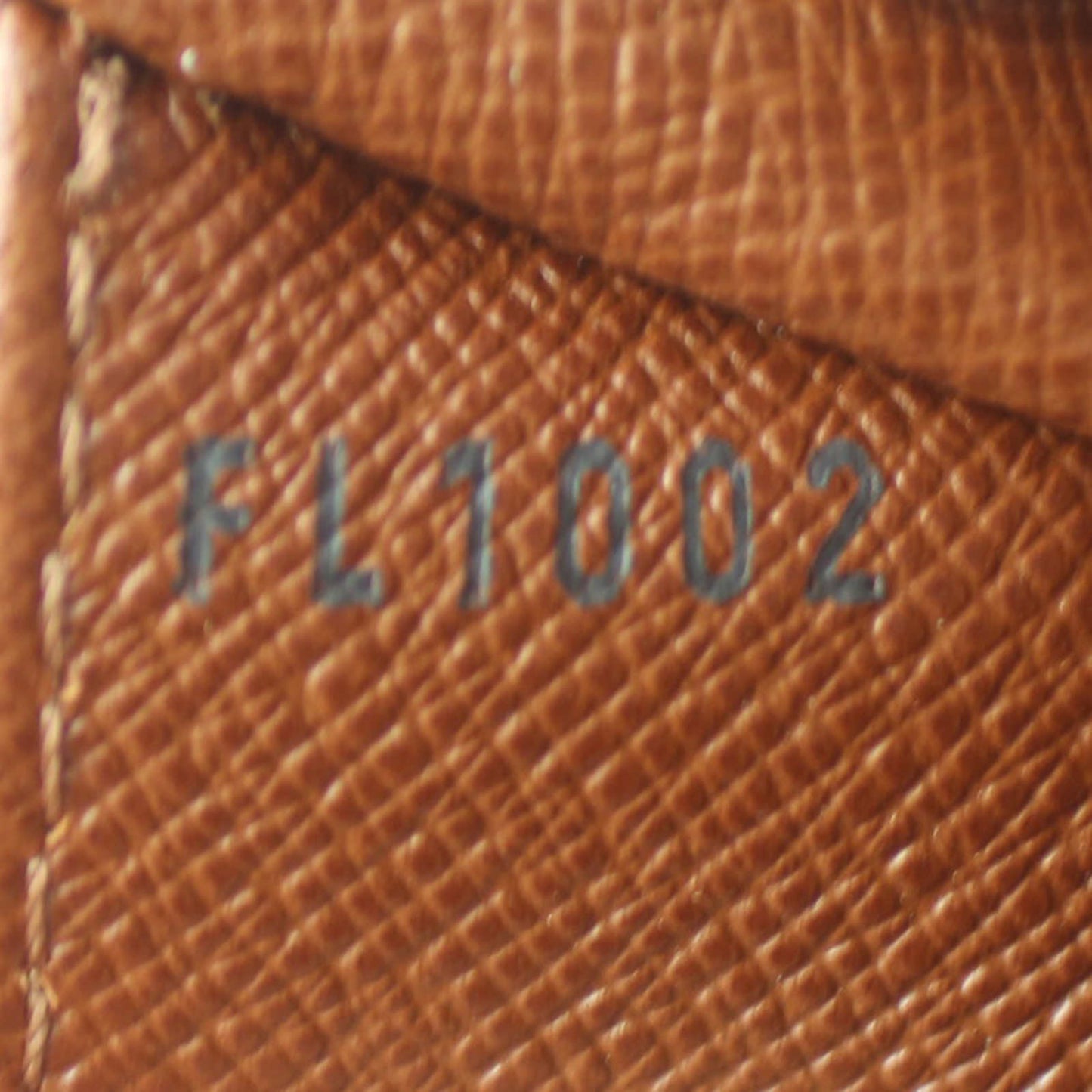 Louis Vuitton Cite MM Monogram