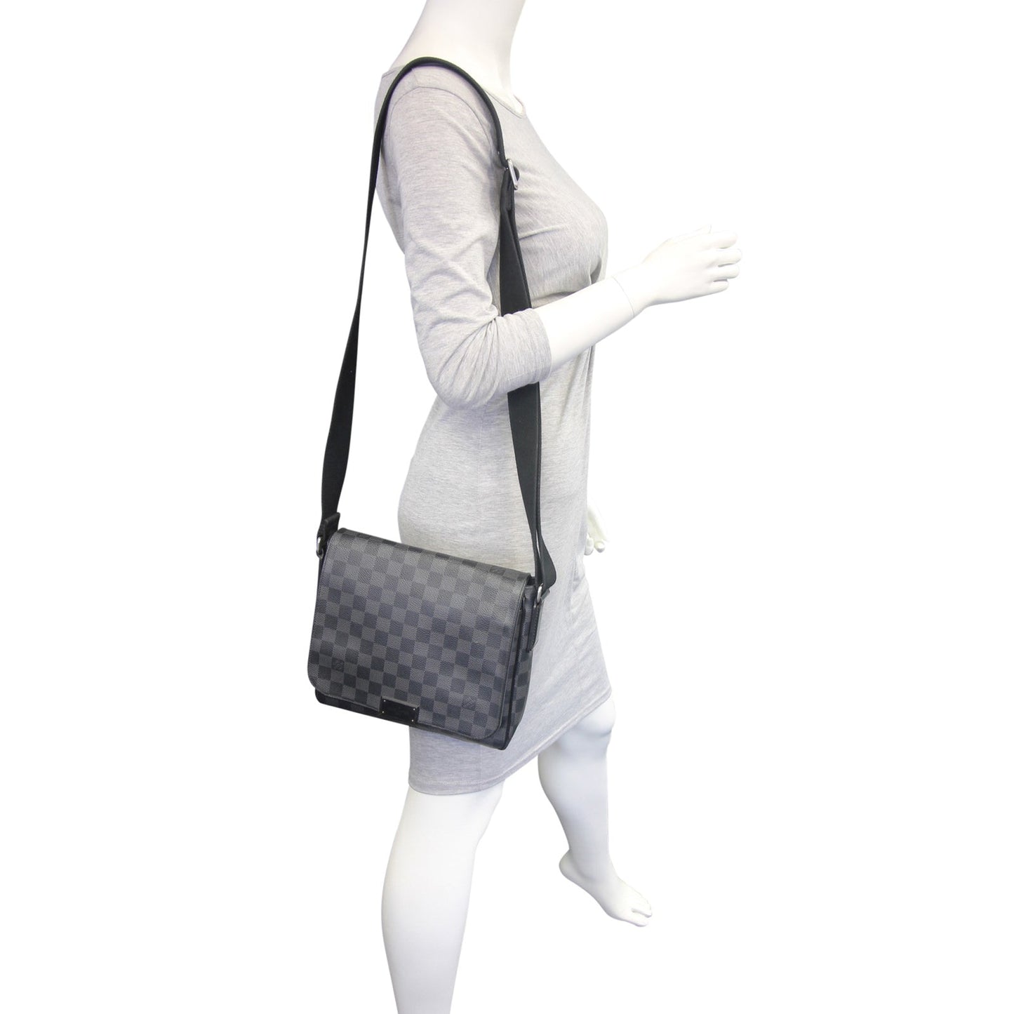 Louis Vuitton District PM Messenger Damier Graphite