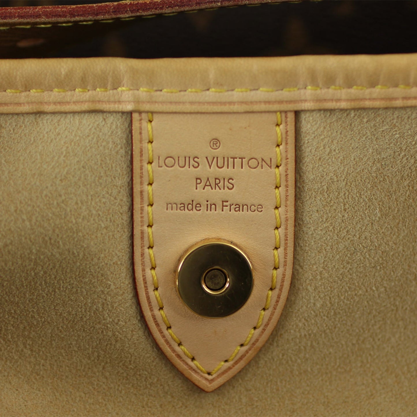 Louis Vuitton Galliera PM