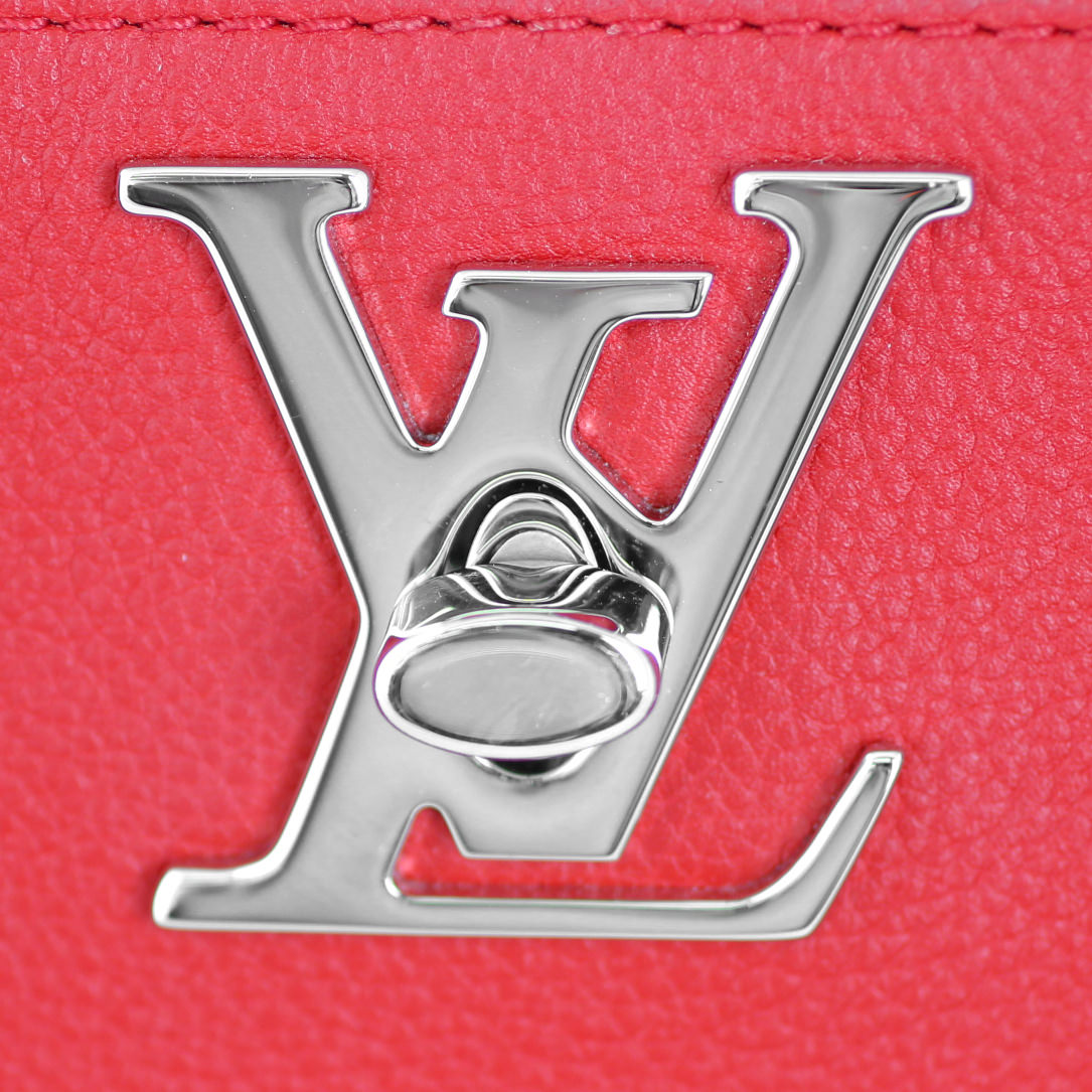 Louis Vuitton Lockmeto Tote