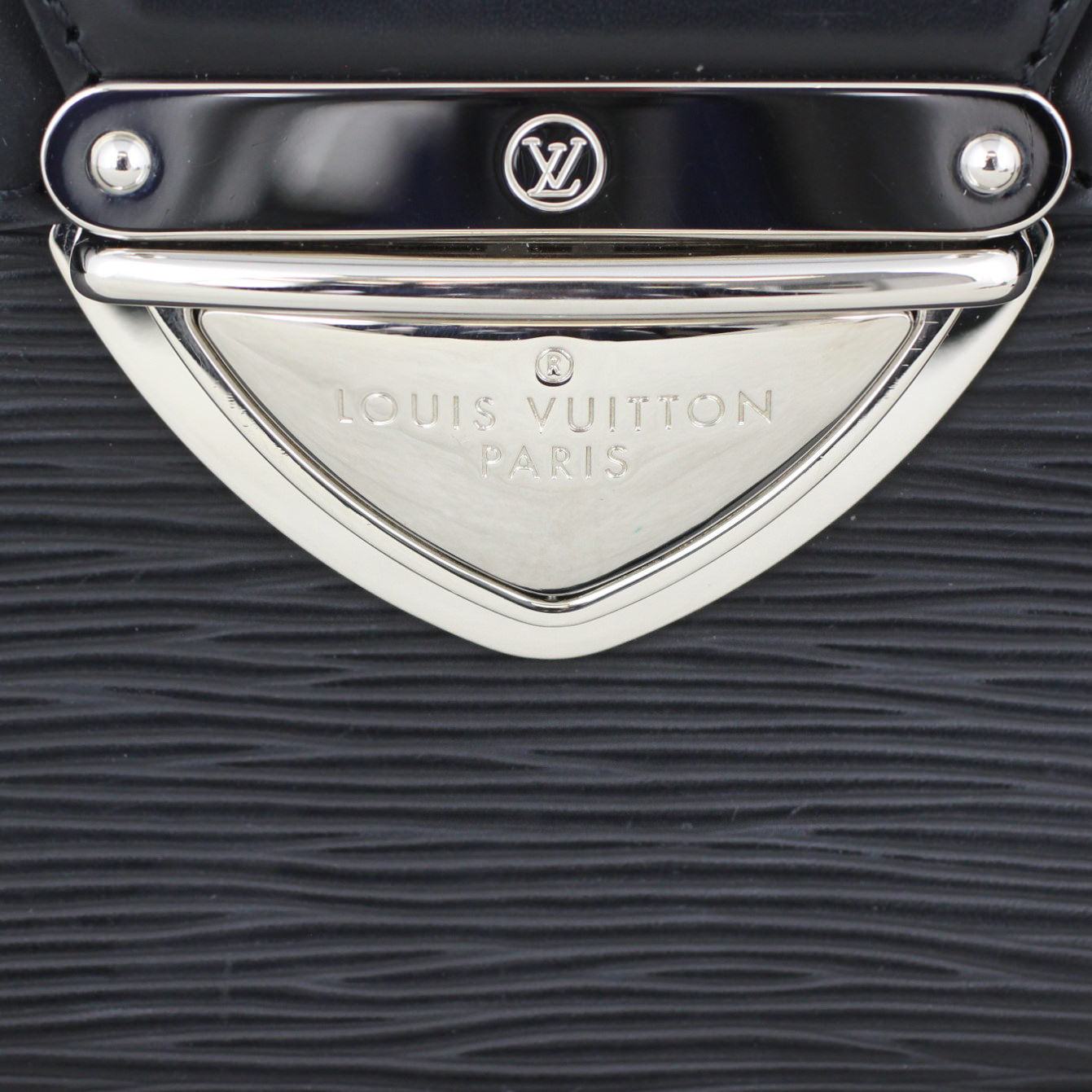 Louis Vuitton Montaigne Clutch Epi