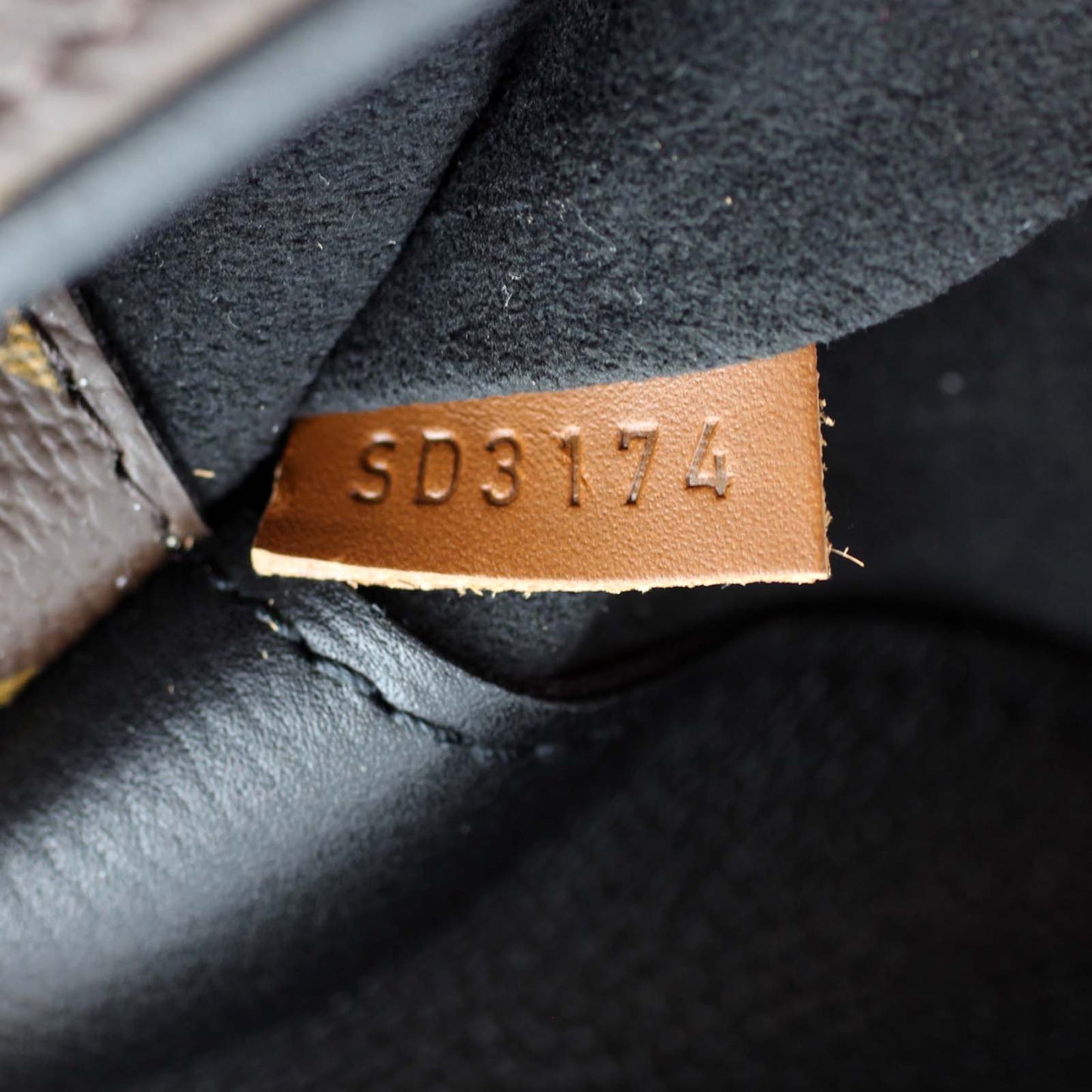 Louis Vuitton Pallas Noir