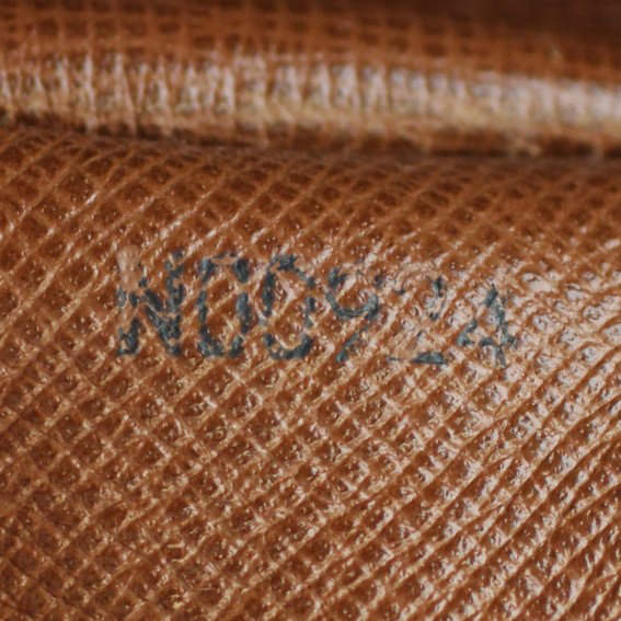 Louis Vuitton Papillon 30 Monogram