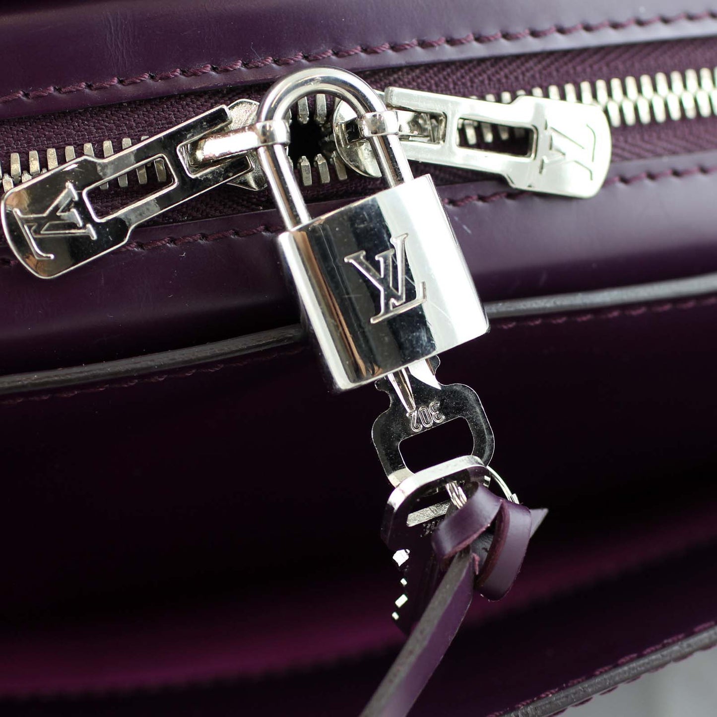 Louis Vuitton Pont Neuf Epi PM