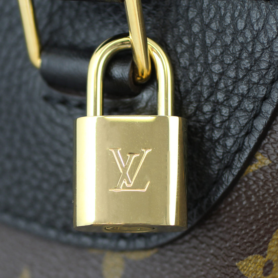 Louis Vuitton Retiro NM Monogram Noir