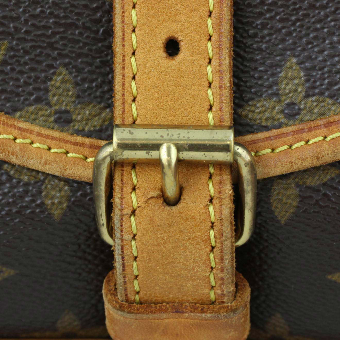 Louis Vuitton Saumur 30
