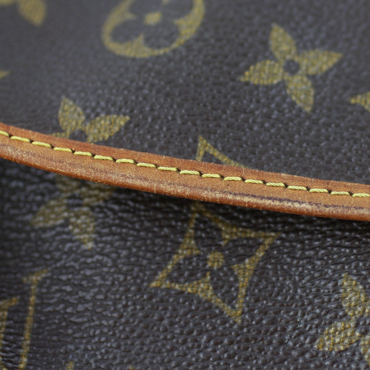 Louis Vuitton Saumur 30 Monogram