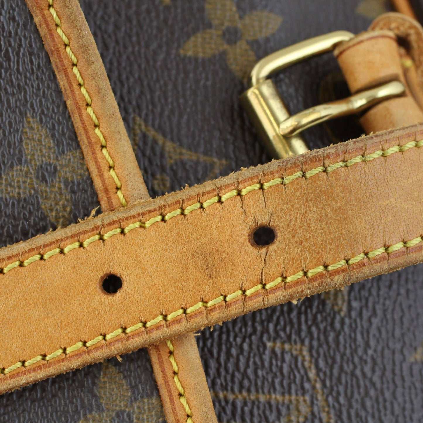 Louis Vuitton Saumur 30