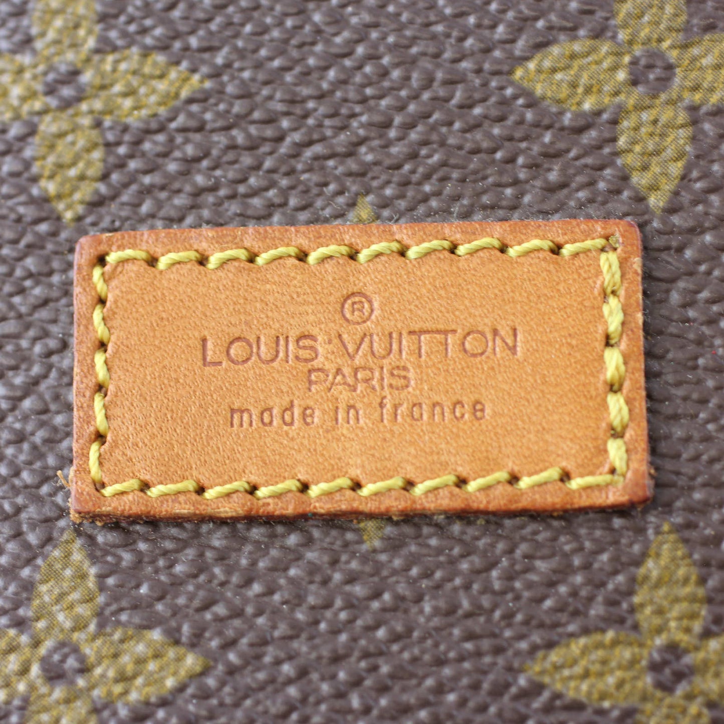 Louis Vuitton Saumur 43 Monogram