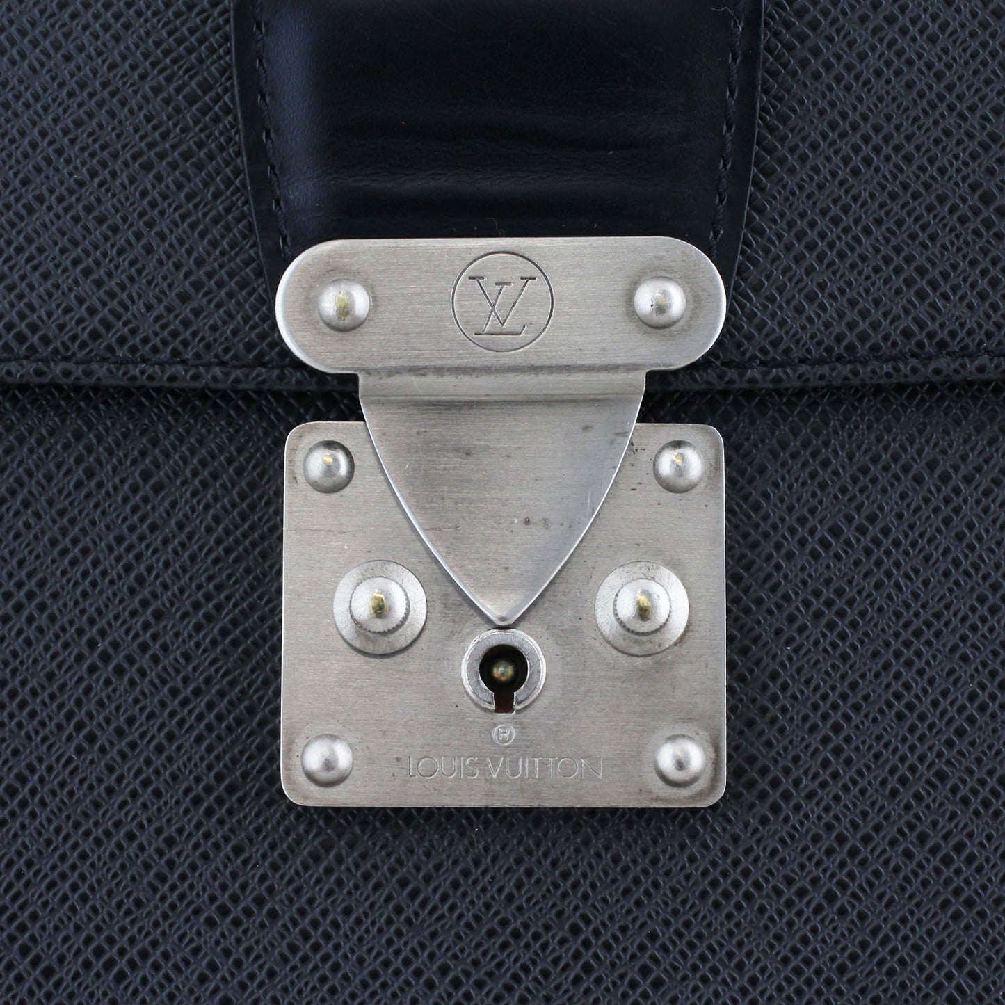 Louis Vuitton Taiga Robusto 2 Briefcase