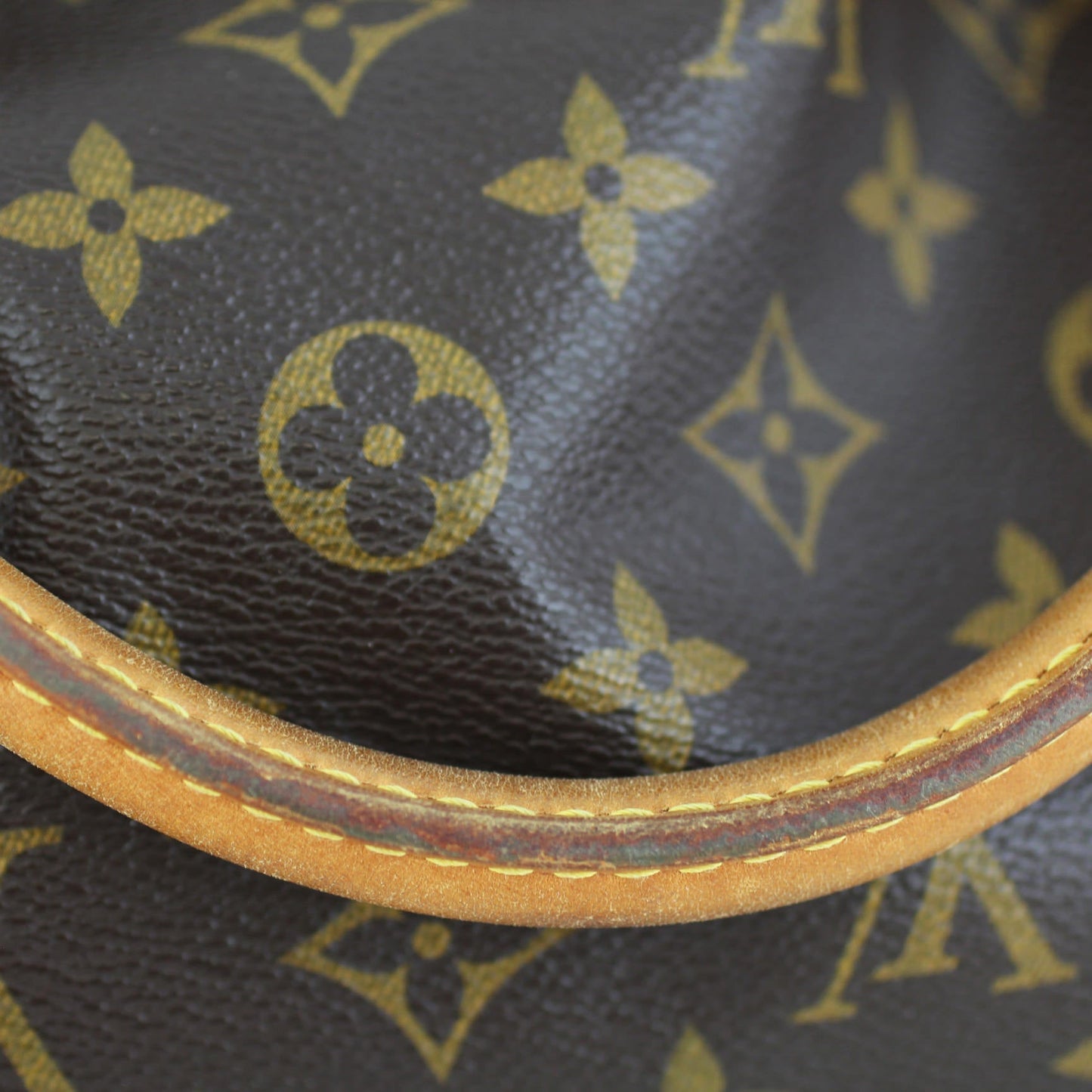 Louis Vuitton Tivoli GM Monogram