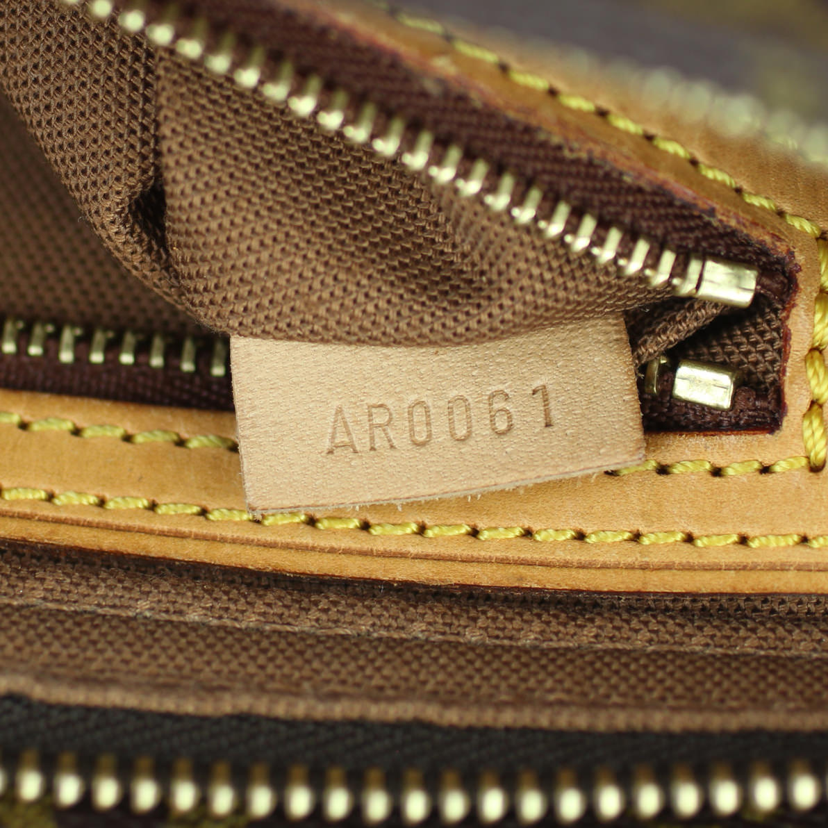 Louis Vuitton Trotteur Monogram