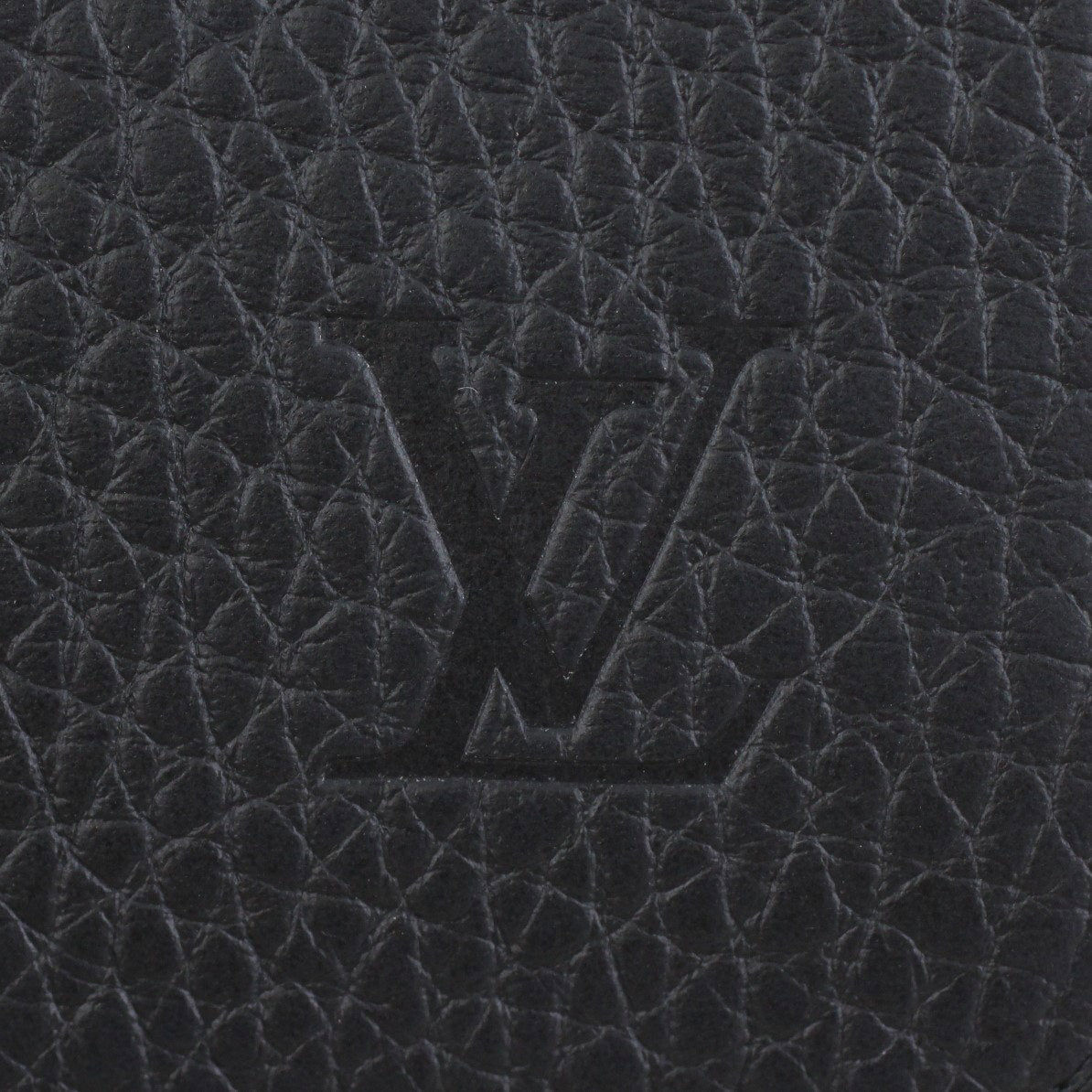 Louis Vuitton Vertical Zippy Wallet Taurillon
