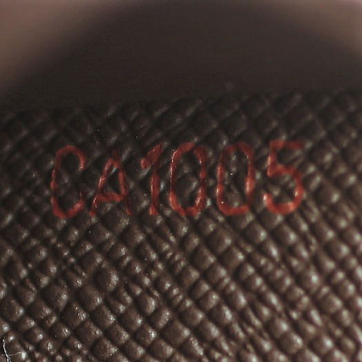 Louis Vuitton Zippe Bifold Compact Wallet Damier Ebene