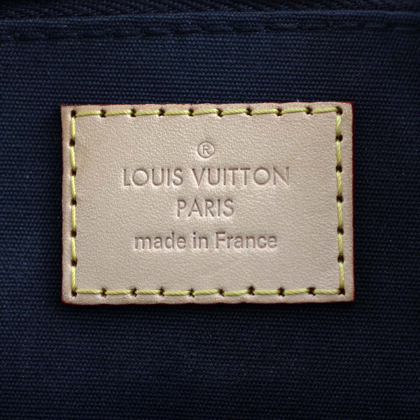 Louis Vuitton Alma Vernis BB