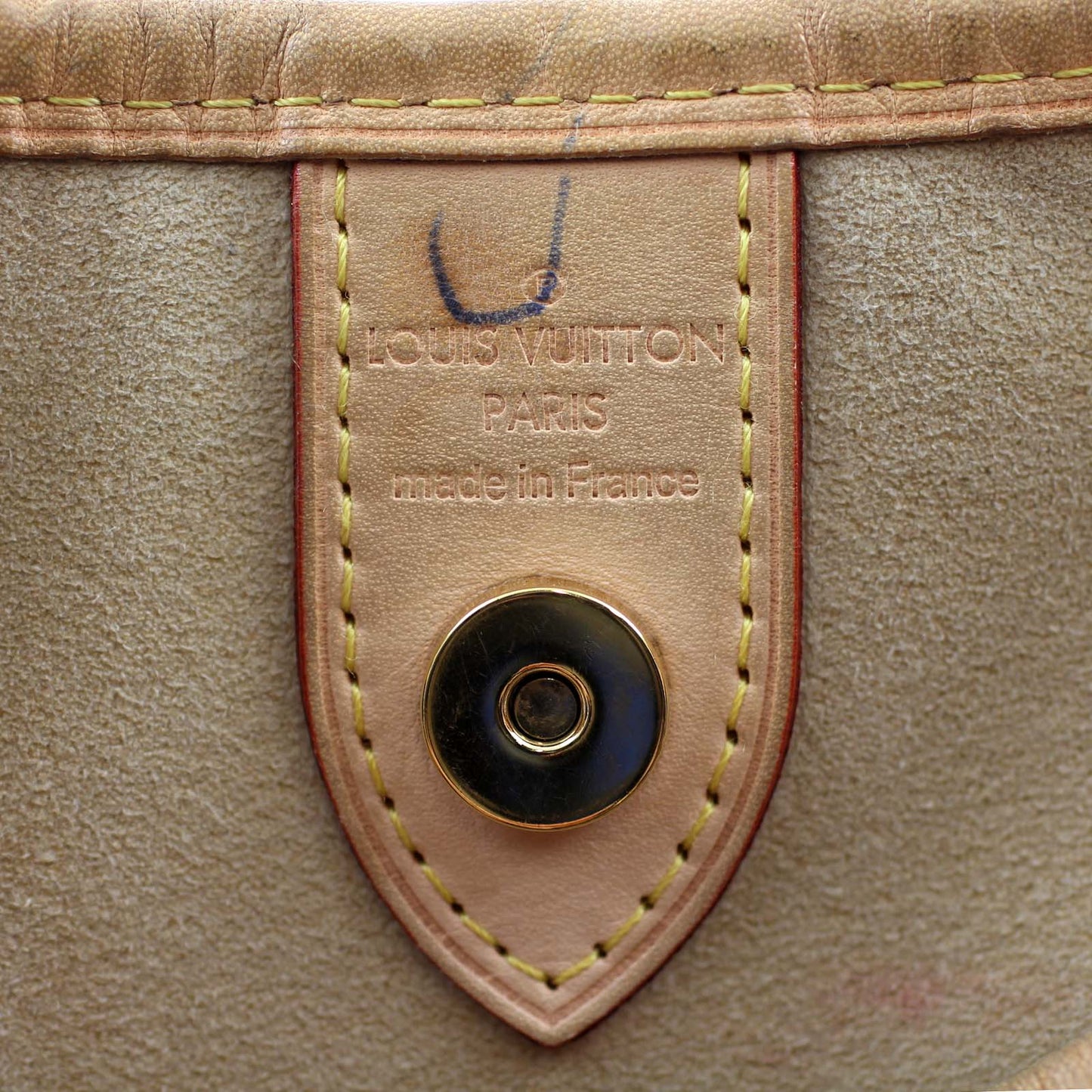 Louis Vuitton Galliera PM