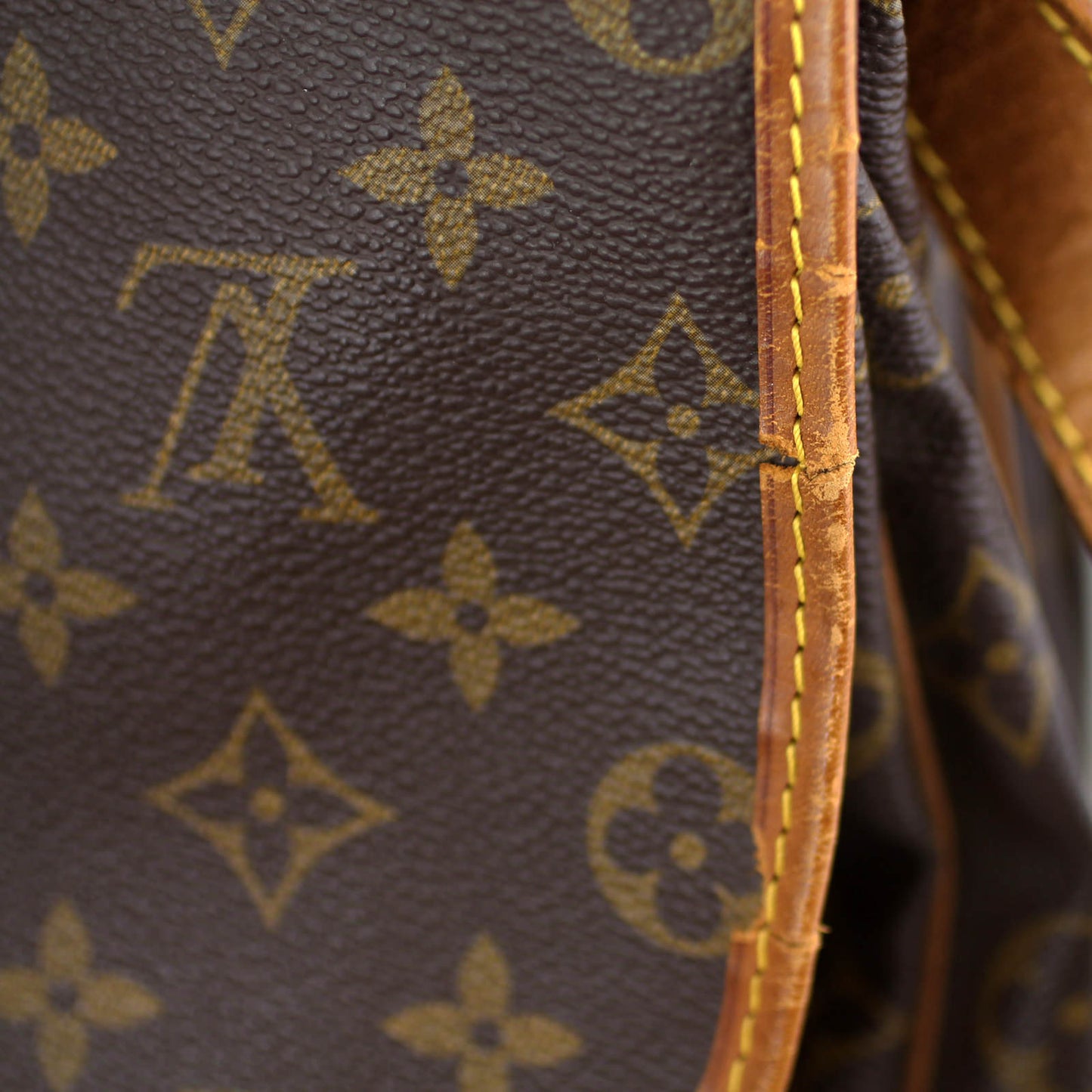 Louis Vuitton Saumur 35 Monogram