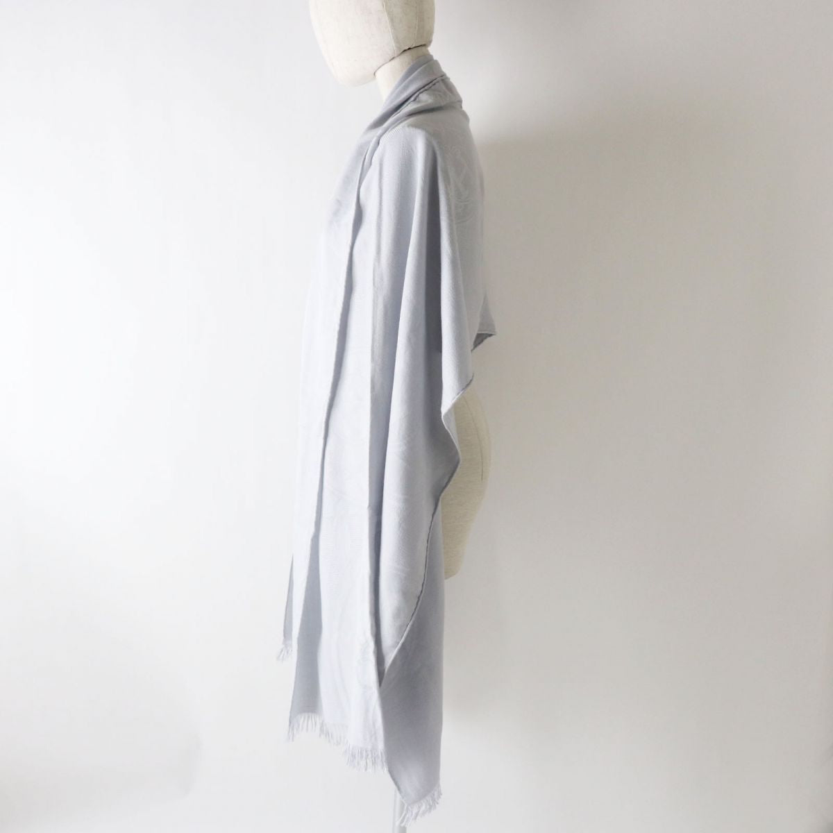 HERMES Stall Main: 85% cashmere, Main: 15% silk Light gray Women  d