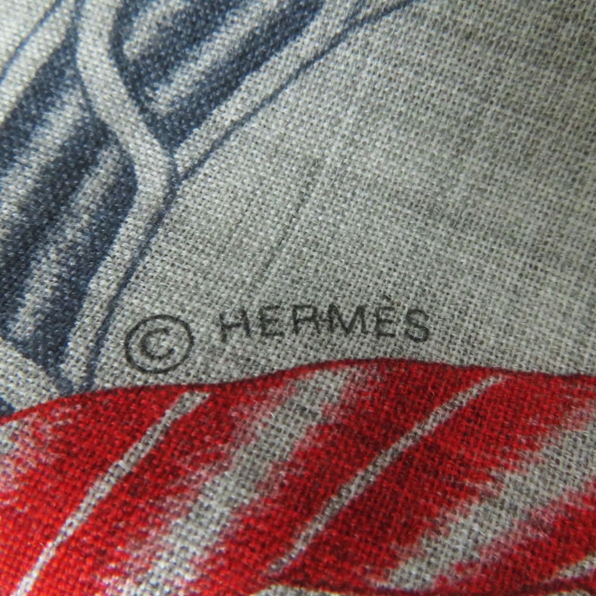 HERMES Stall Main: 100% cashmere Gray x Multi (Robe de Soir) Women  d