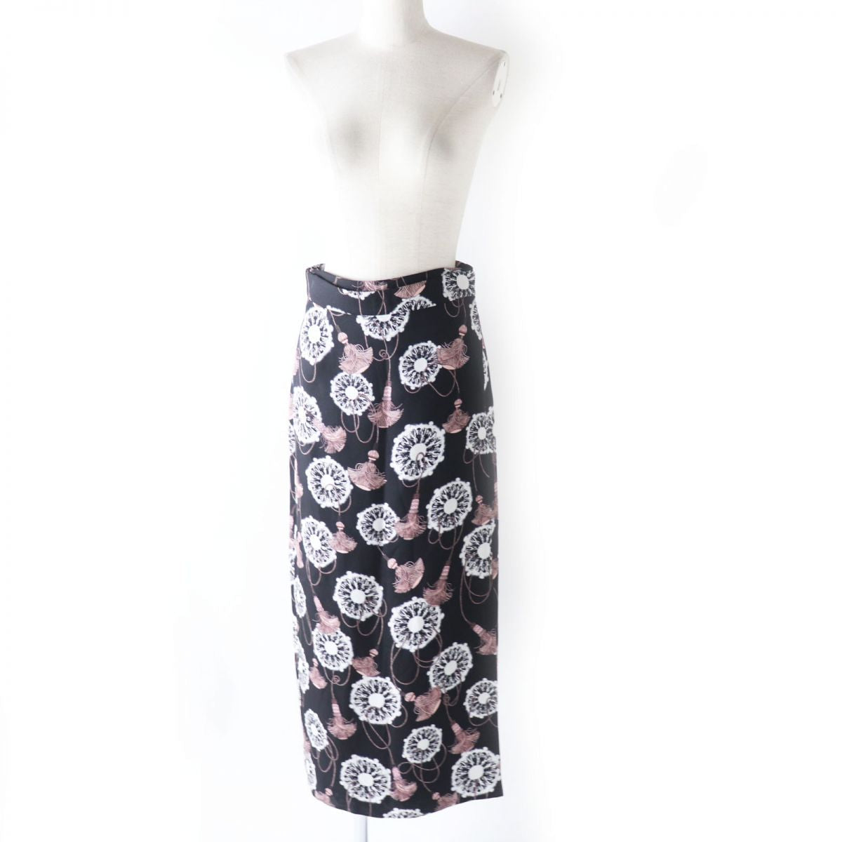 HERMES skirt Main: 100% silk Black x White x Dusty Pink All-over Pattern Women 36  d