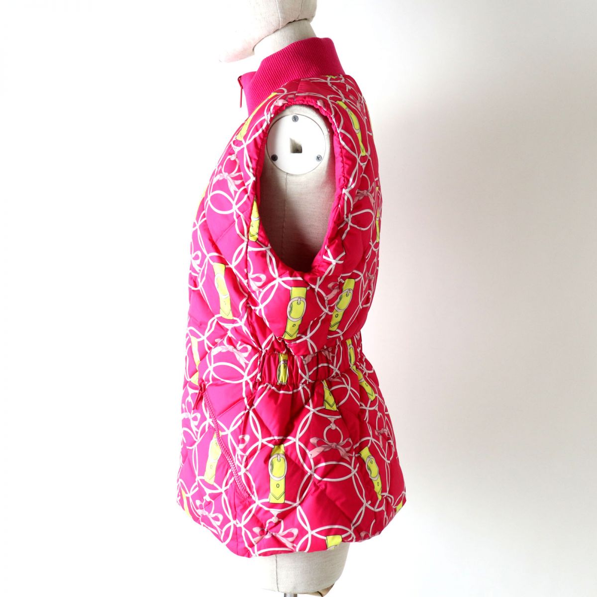 HERMES Best Main: 100% polyester, part: 82% virgin wool, part: 14% polyamide (nylon), part: 4% elastane (polyurethane), part: 57% rayon, 43% polyester Fusha pink<br>La Promenade du Matin/Morning Walk Women 36  d