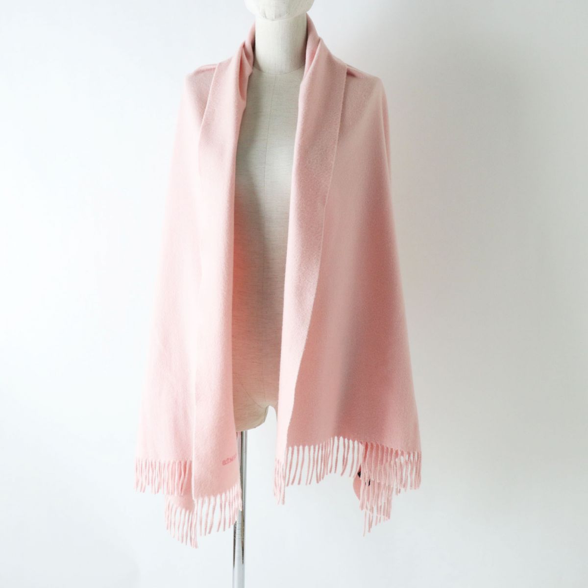 HERMES Stall Main: 100% cashmere Baby pink Women  d