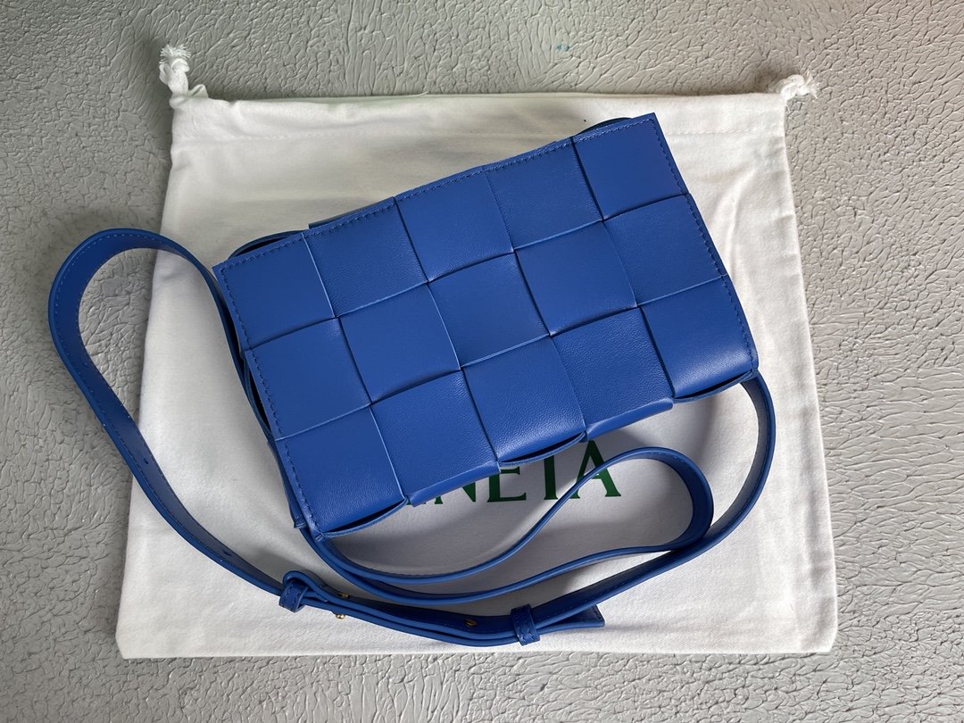 Top Quality Cassette Blue, For Women, Women’s Bags 9.1in/23cm