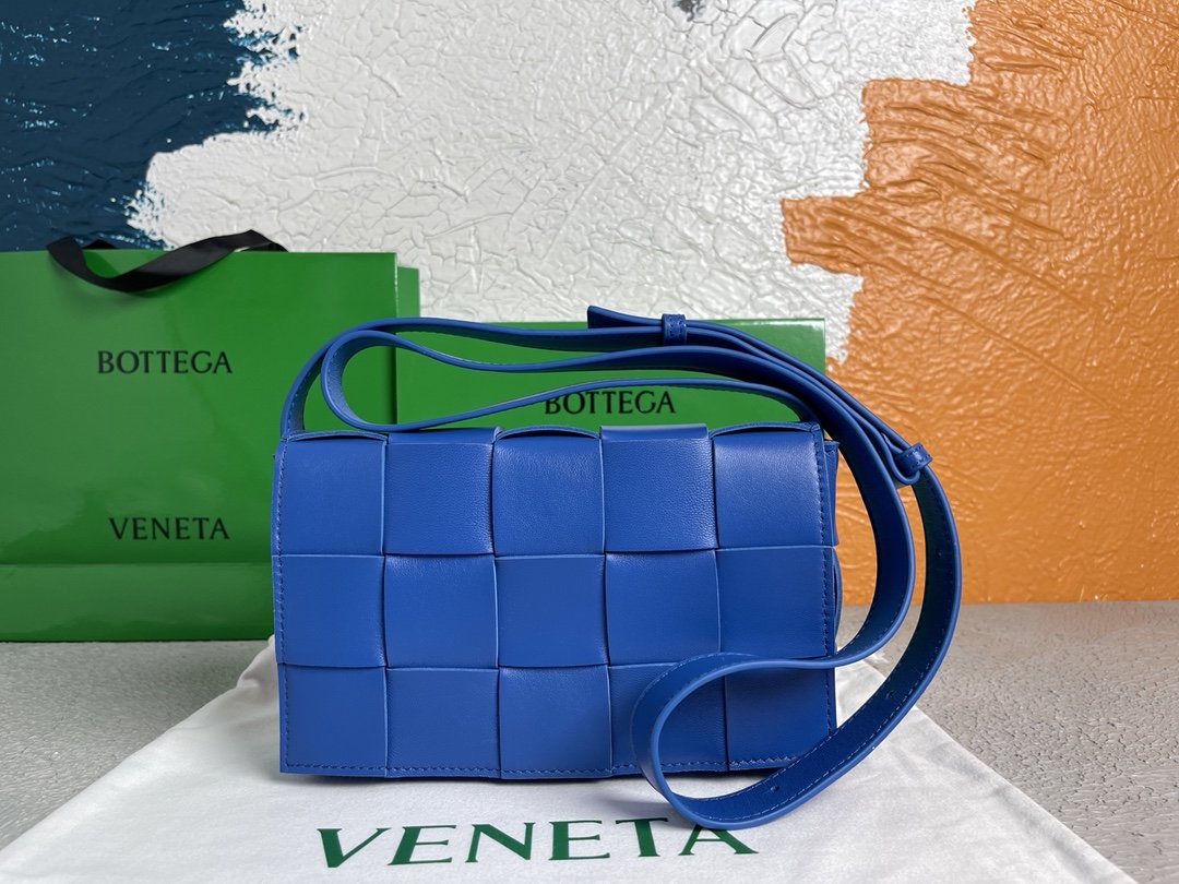 Top Quality Cassette Blue, For Women, Women’s Bags 9.1in/23cm
