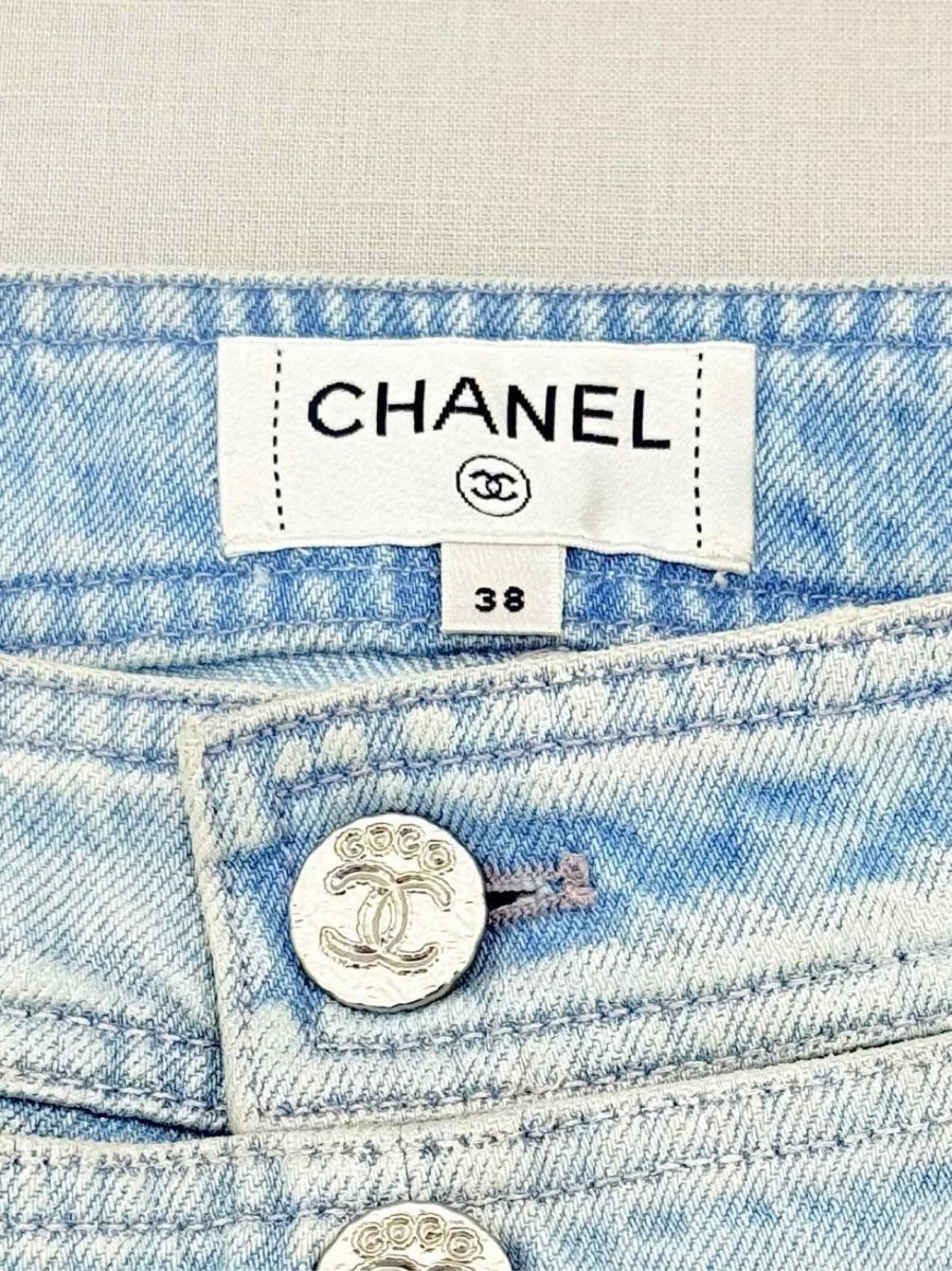 CHANEL 2024 Faded Blue Size US 6 Jeans