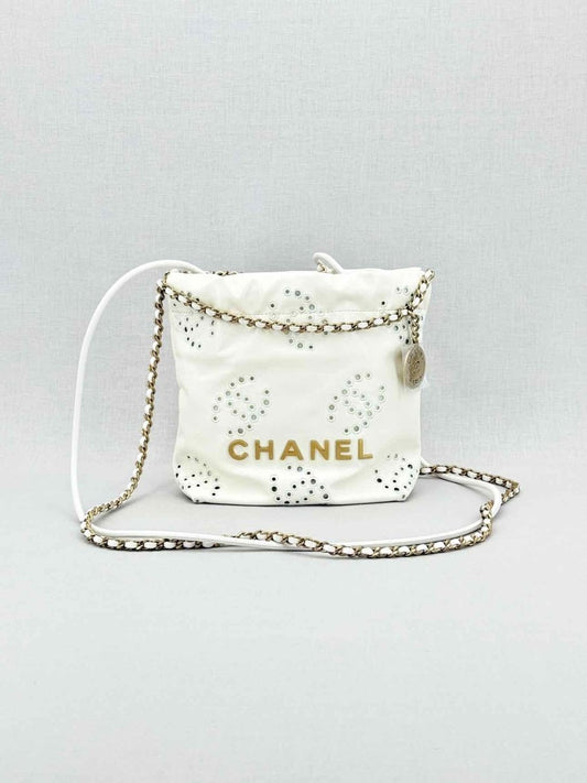 CHANEL 22 Chain White Crossbody