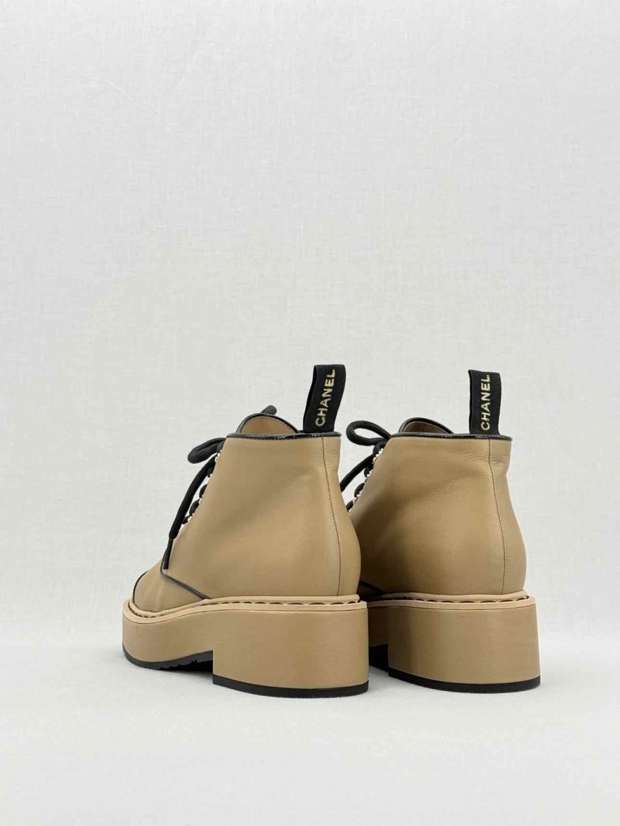 CHANEL Beige & Black Size EU 39.5 Boots