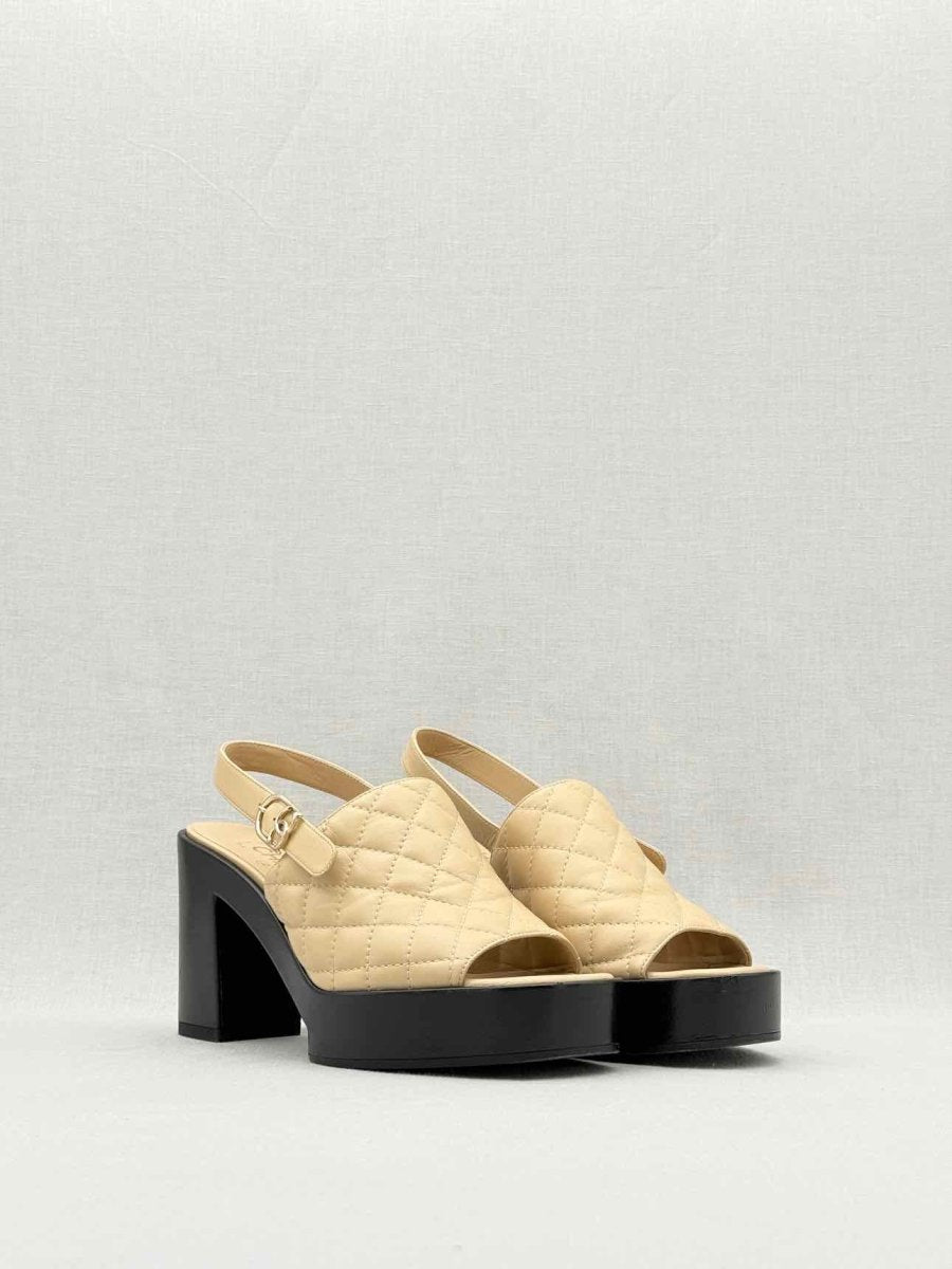 CHANEL Beige Quilted Size EU 38 Heeled Sandals