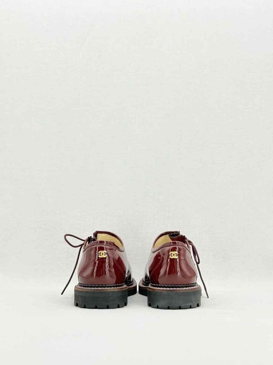 CHANEL Burgundy Size EU 38.5 Brogues