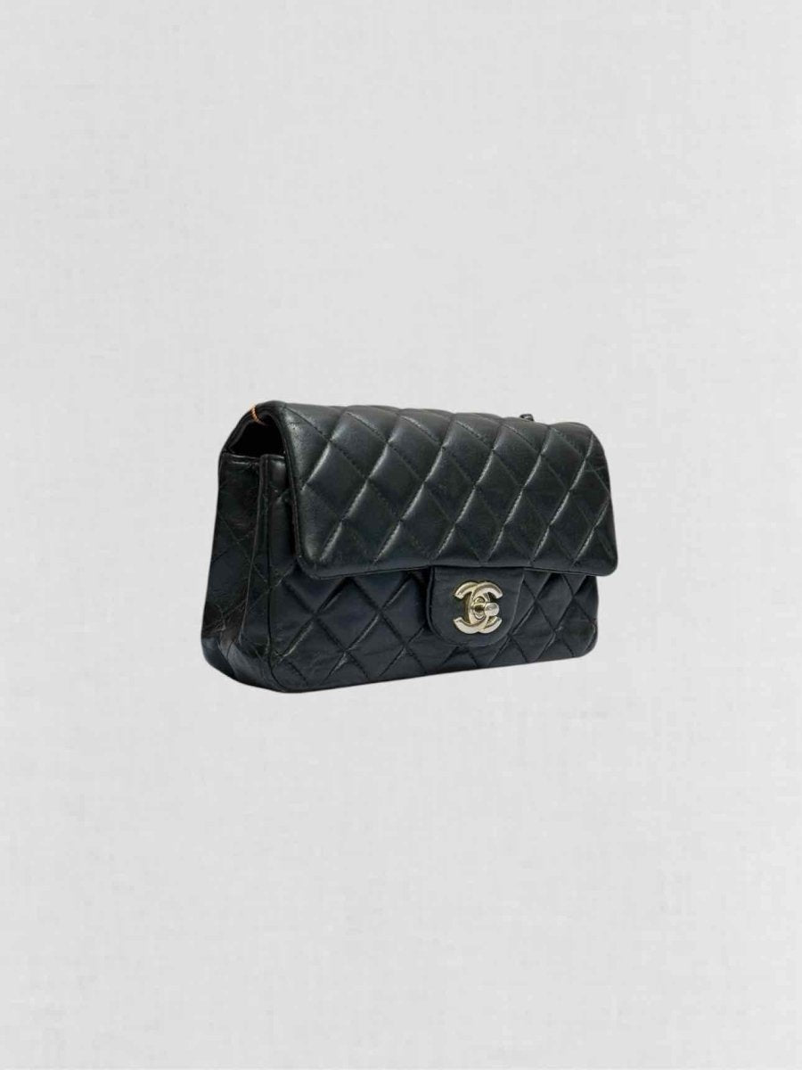 CHANEL Classic Single Flap Black Quilted Shoulder Bag