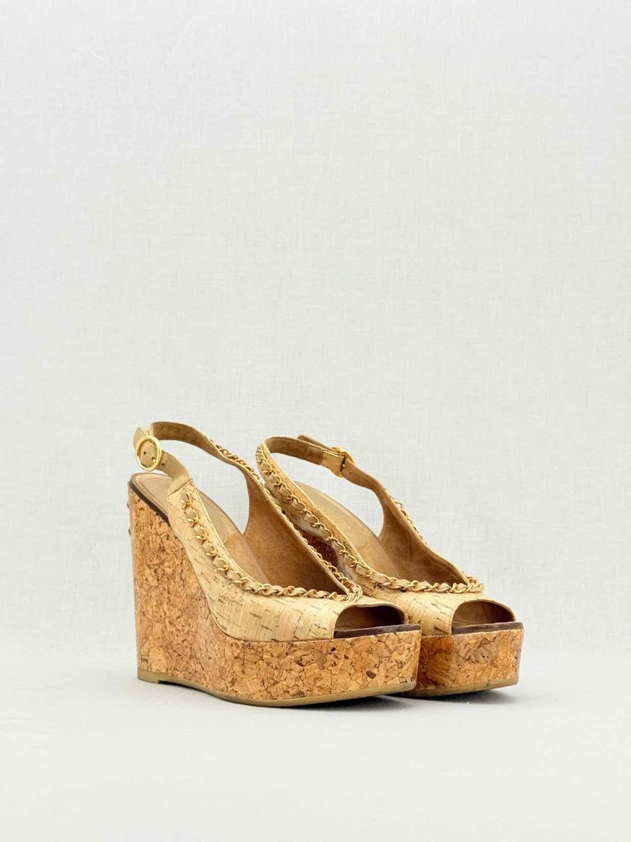 CHANEL Cork heels Beige Size EU 38 Heeled Sandals