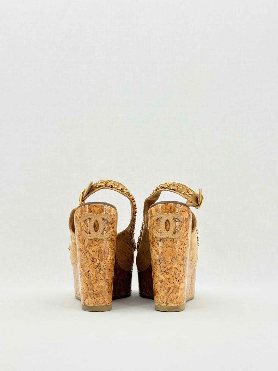 CHANEL Cork heels Beige Size EU 38 Heeled Sandals