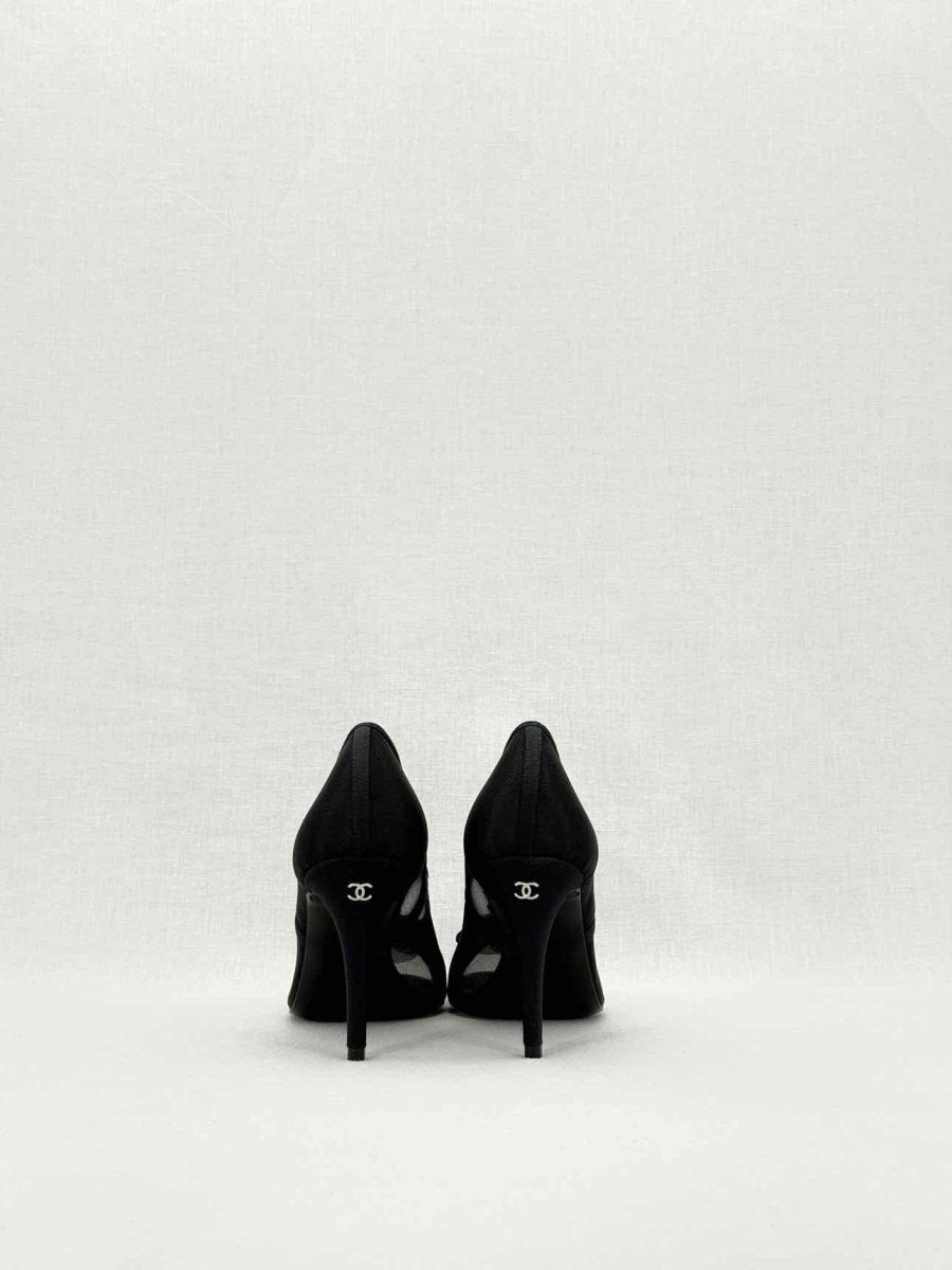 CHANEL Mesh Camellia Black Size EU 38 Pumps