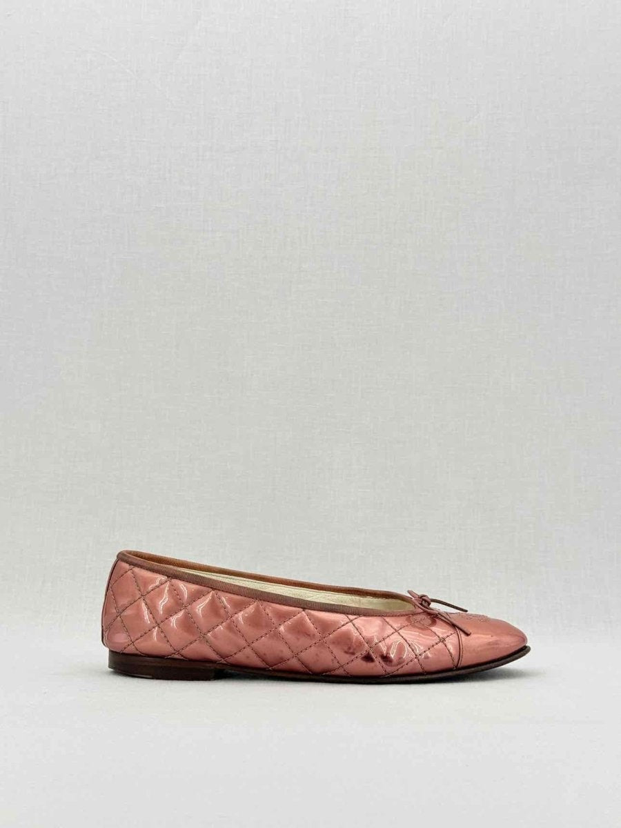 CHANEL Metallic Pink Quilted Size EU 40 Ballerinas