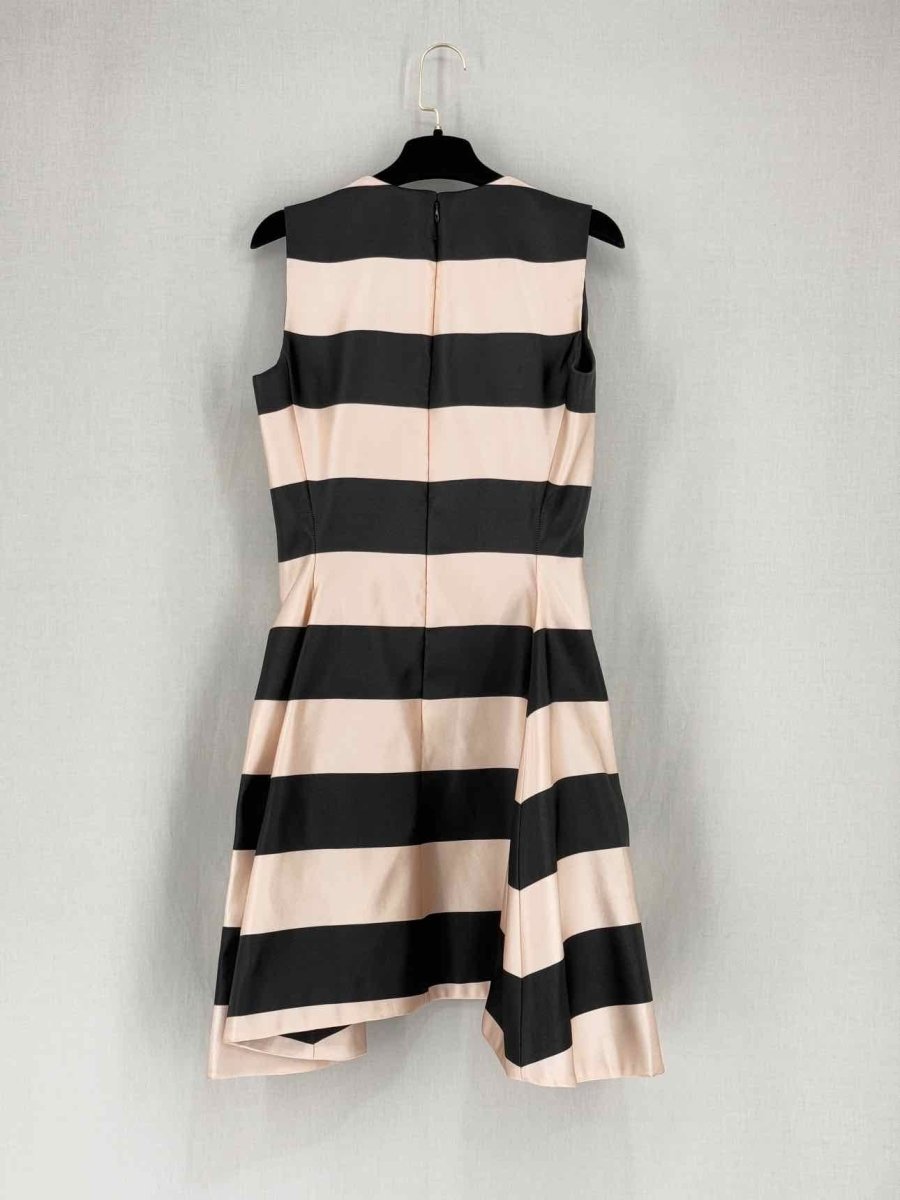CHRISTIAN DIOR Peach & Black Size US 6 Short Dress