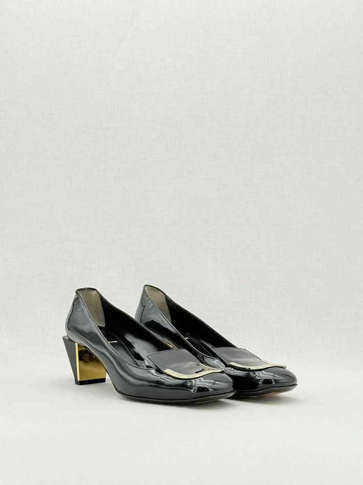 FENDI Black Size EU 38 Pumps