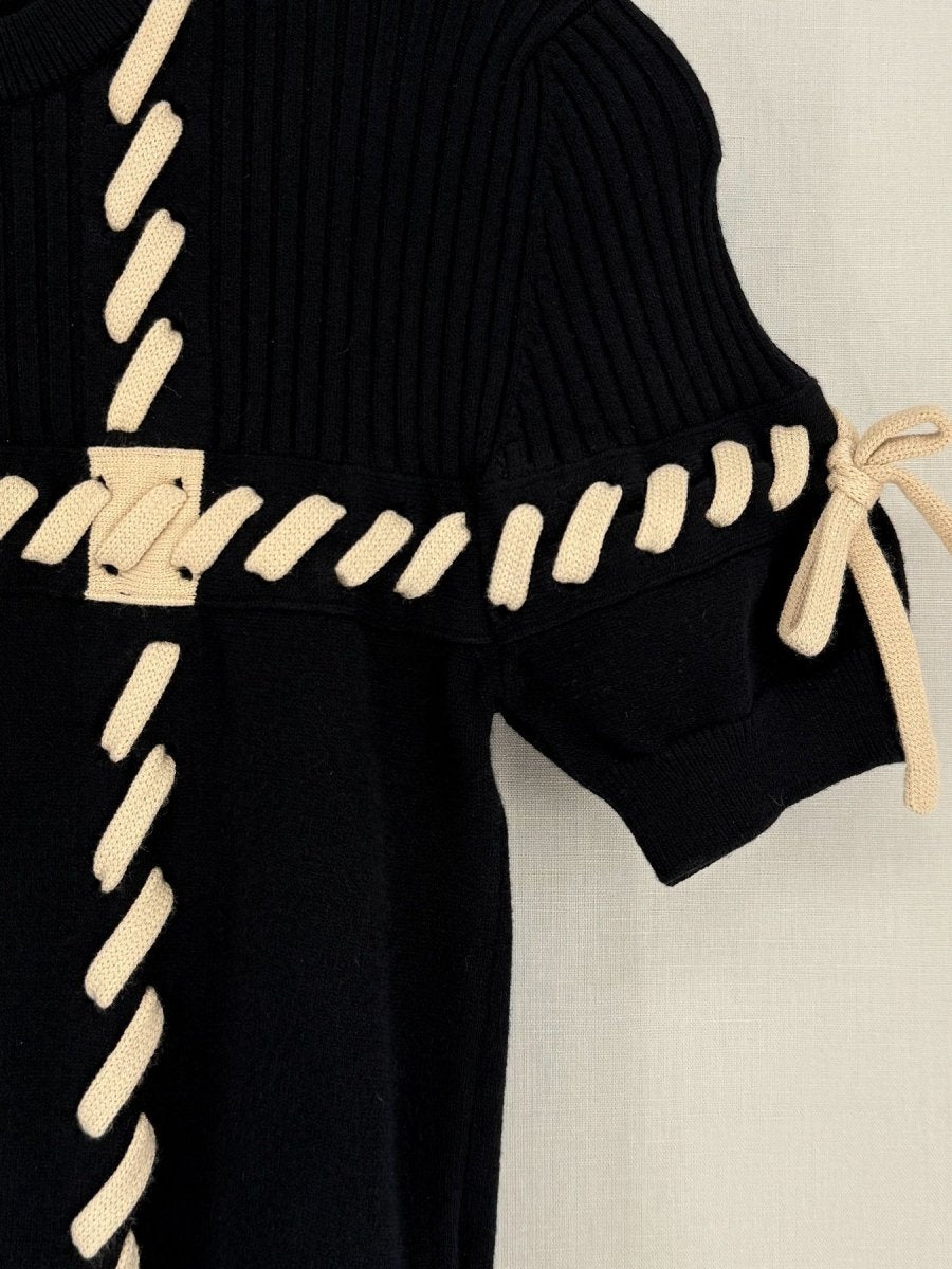 FENDI Black w/ Cream Stitch Detail Size US 2 Top