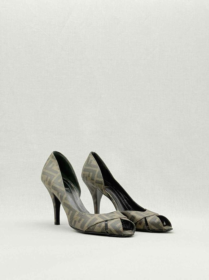 FENDI Brown Zucca Size EU 40 Pumps
