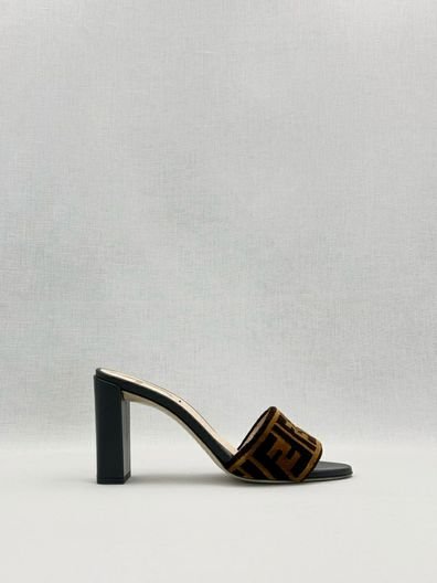 FENDI Velvet Brown & Black Size EU 38 Mules