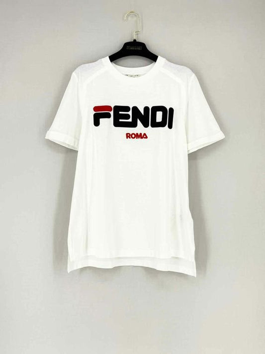 FENDI White Logo Size Medium T-shirt