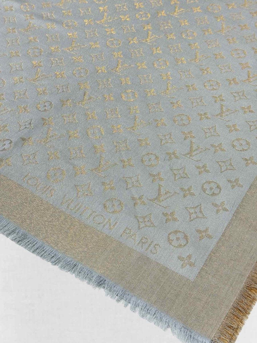 LOUIS VUITTON Beige Fringed Scarf