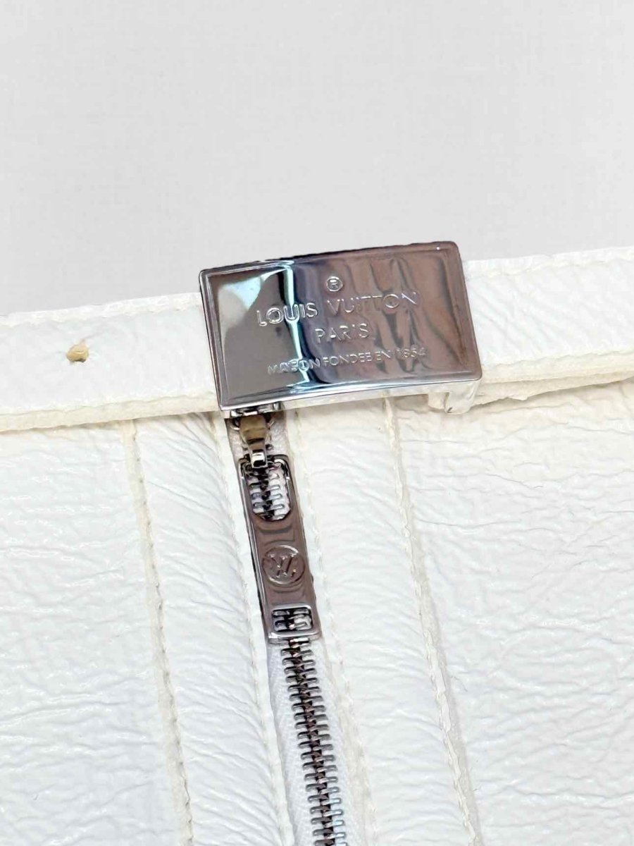 LOUIS VUITTON Belted White Size US 4 Skirt